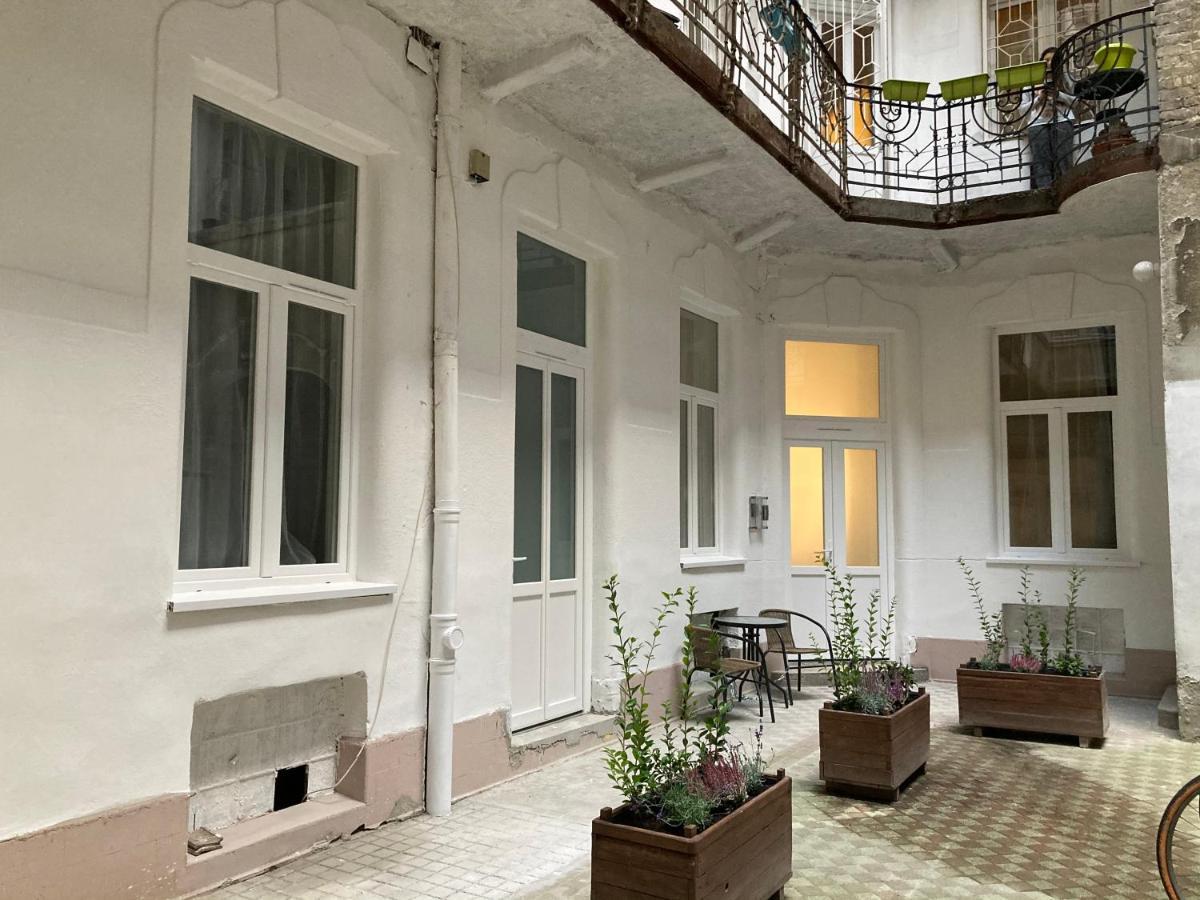 Carina Family Apartment Downtown Budapest Exterior photo